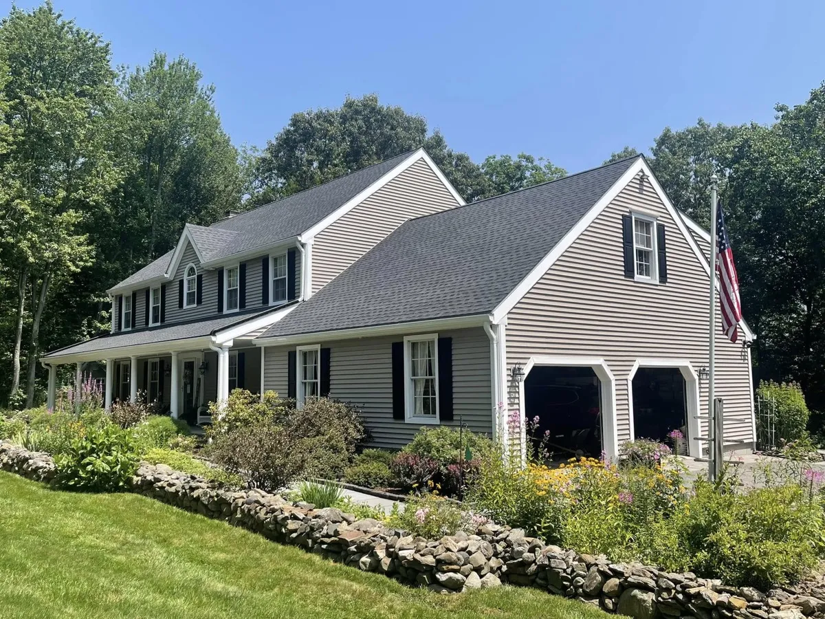 New asphalt shingle roof installed by Martin's Aluminum in Southbury, CT