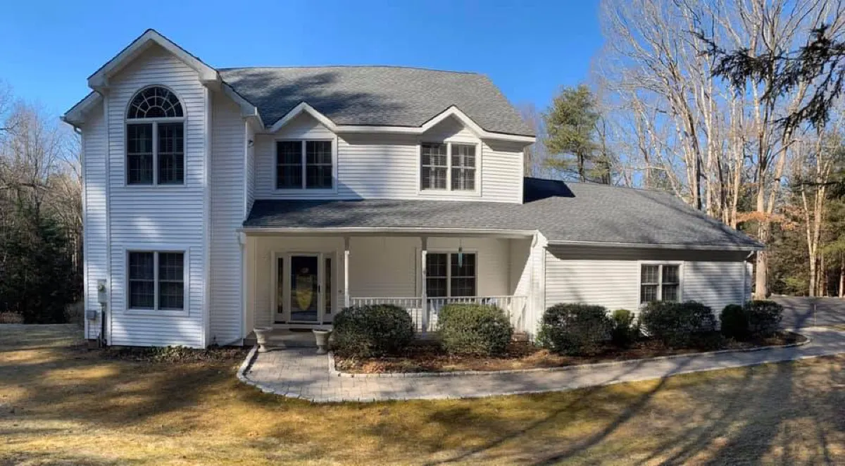 Vinyl Siding project in Southbury, CT by Martin's Aluminum